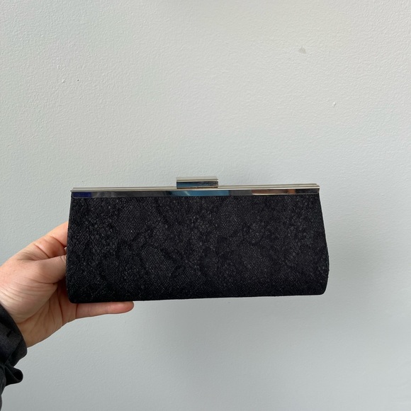 Evening Clutch - Picture 4 of 5